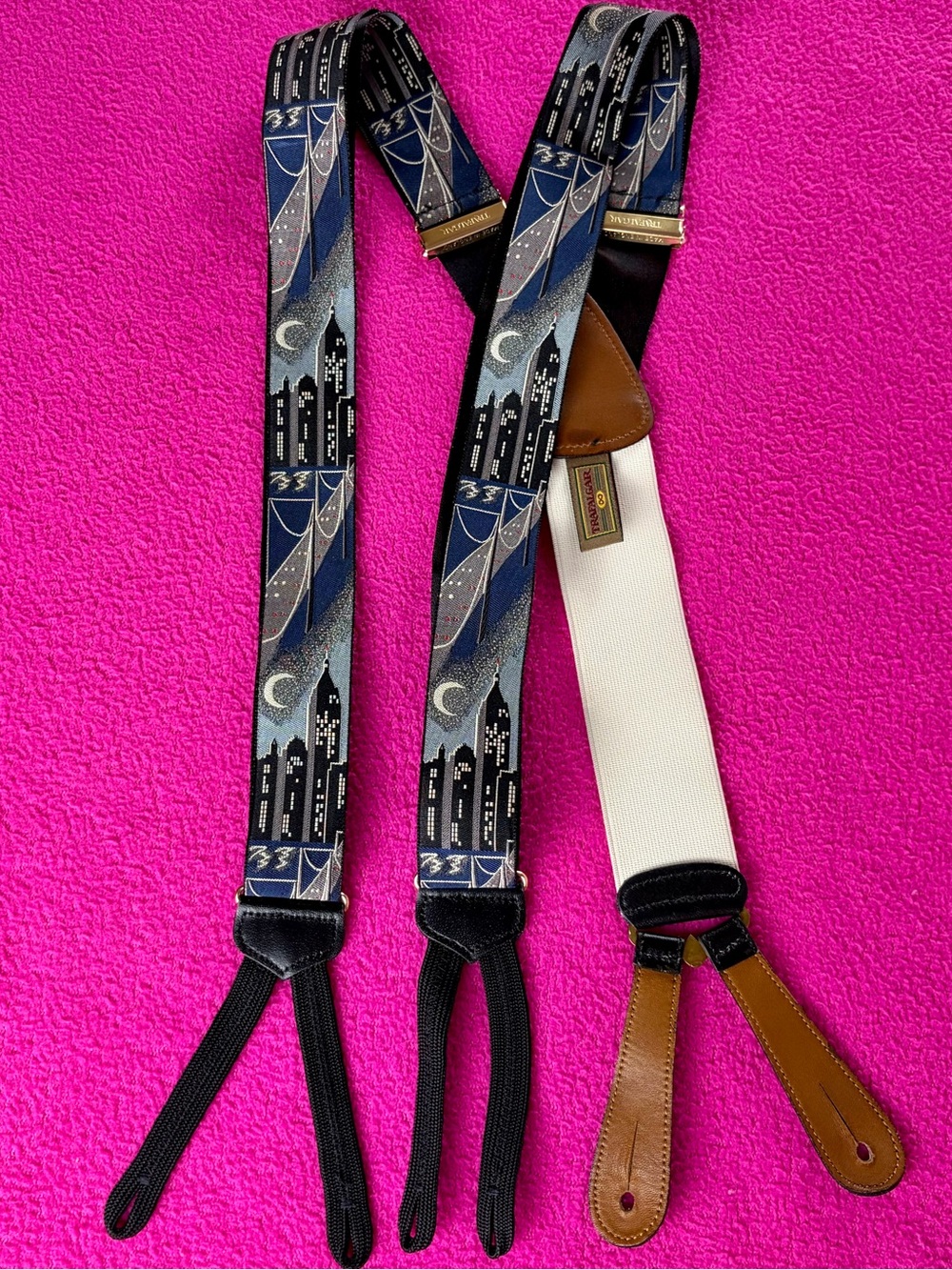 Vintage 90s TRAFALGAR Premium Silk Suspenders Made in England City Skyline
